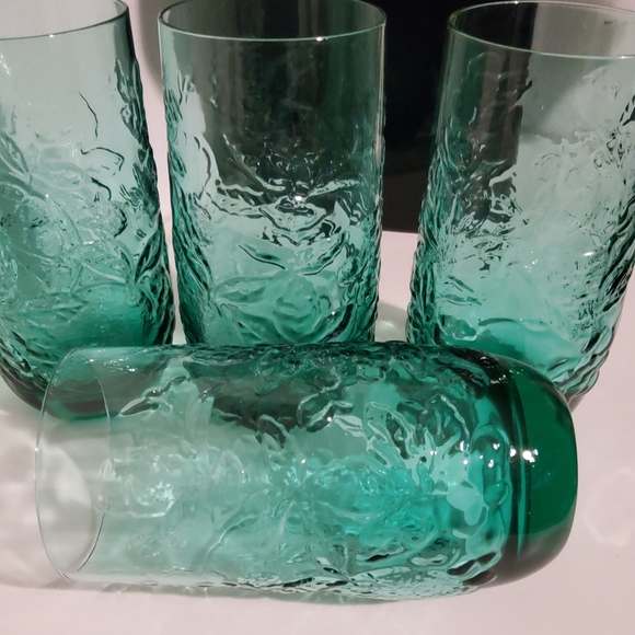 Vintage Indiana Glass Drinking Glasses, set of 4 - Picture 4 of 5